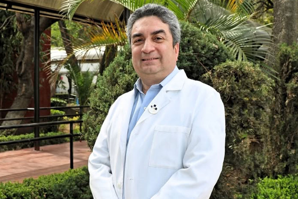 Dr. José Damián Carrillo Ruíz